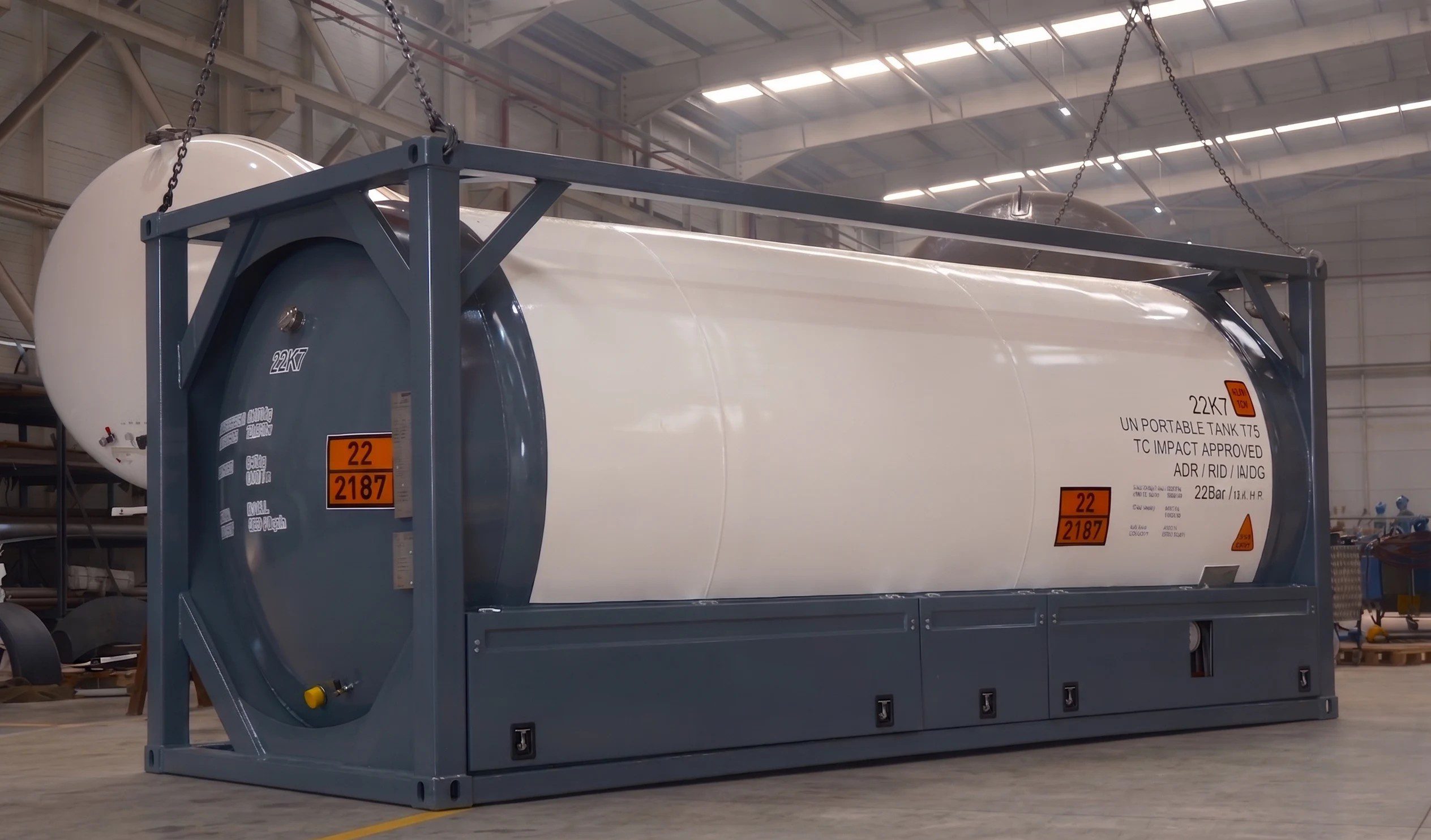 Harsan Tanker 20 FT LCO2 ISO tank veri plakası close-up EN 14025 sertifikalı fabrika sahasında